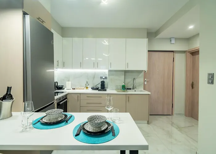 A Living Skg 1 Quiet Luxury סלוניקי