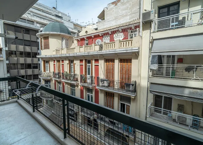 A Living Skg 1 Quiet Luxury Thessaloniki