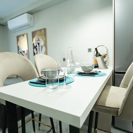 펜션 A Living Skg 1 Quiet Luxury 테살로니키